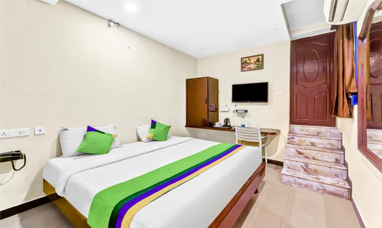 Treebo B Coral, 2 Km From Promenade Beach Hotel Pondicherry Exterior foto