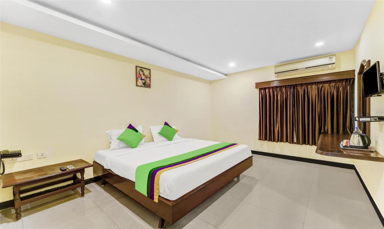 Treebo B Coral, 2 Km From Promenade Beach Hotel Pondicherry Exterior foto