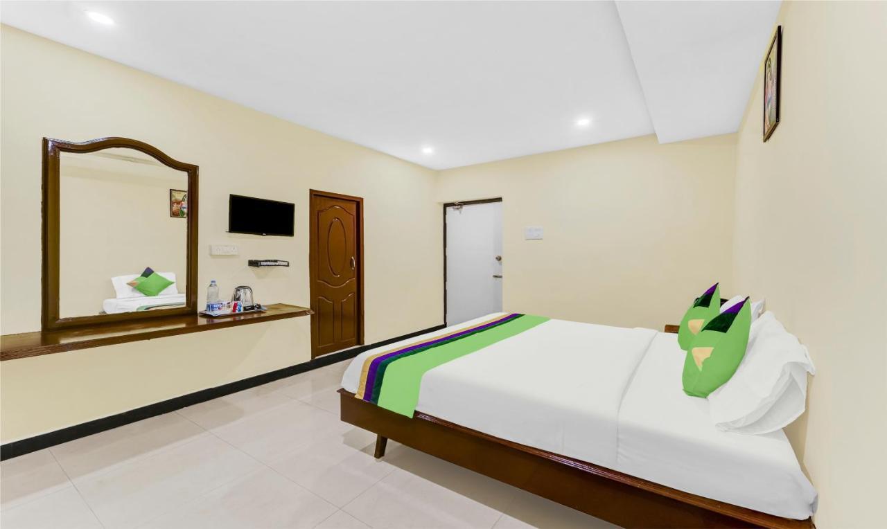 Treebo B Coral, 2 Km From Promenade Beach Hotel Pondicherry Exterior foto