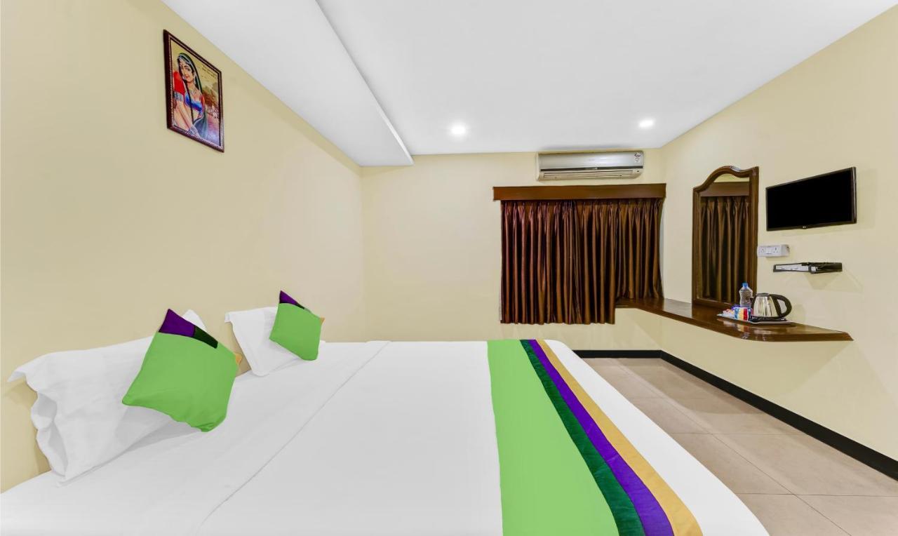 Treebo B Coral, 2 Km From Promenade Beach Hotel Pondicherry Exterior foto